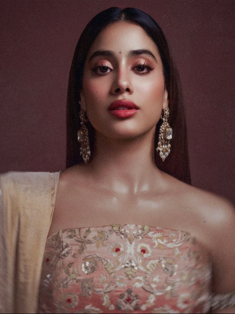 JanhviKapoorBirdhichand