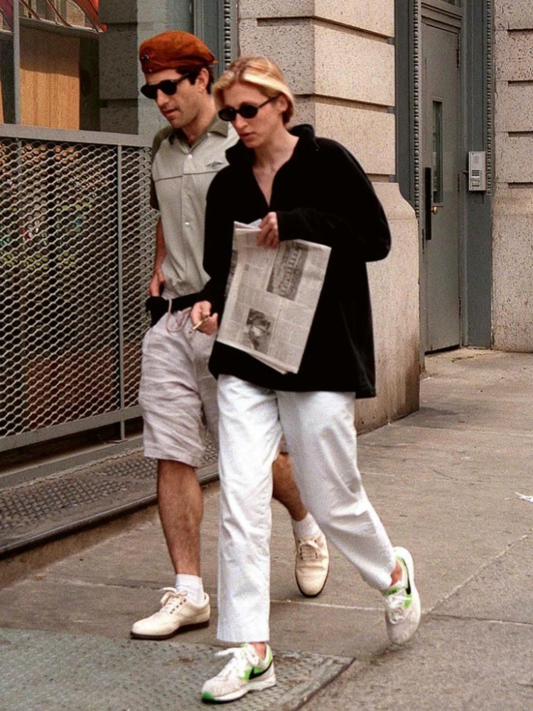 John F Kennedy Jr and Carolyn Bessette in New York City