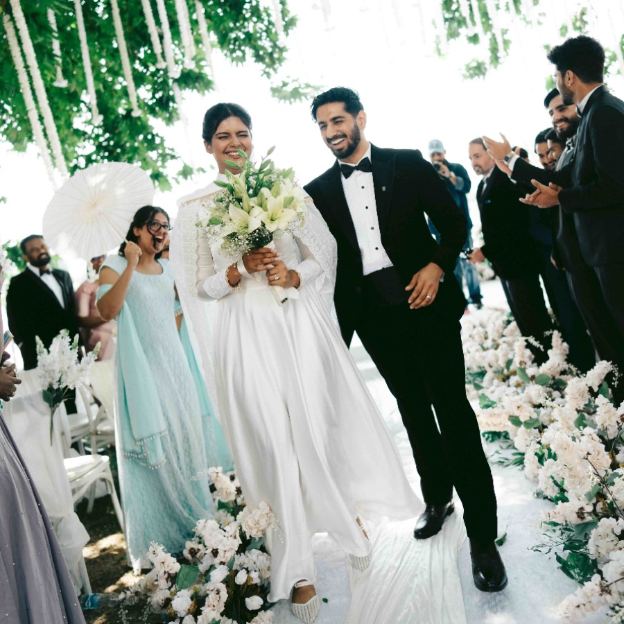 Esther Rachel Stanly and Joshua Neethirajan's wedding at Nigeen Lake in Srinagar, Kashmir