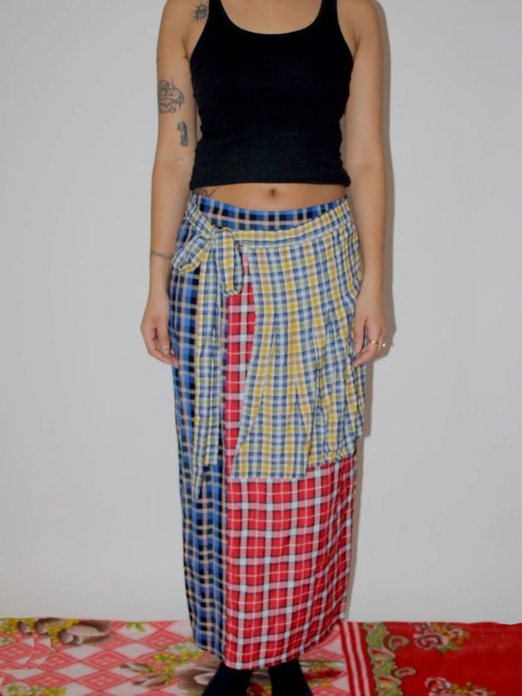 Kiran skirt, Imli Dana