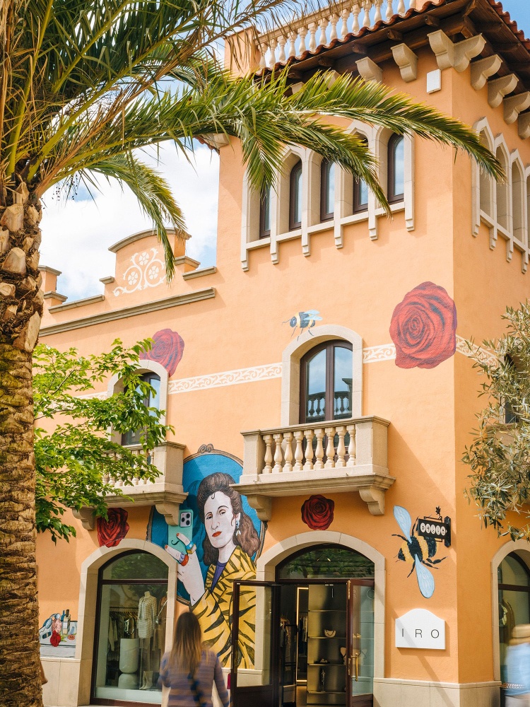 A glimpse of La Roca Village in Barcelona