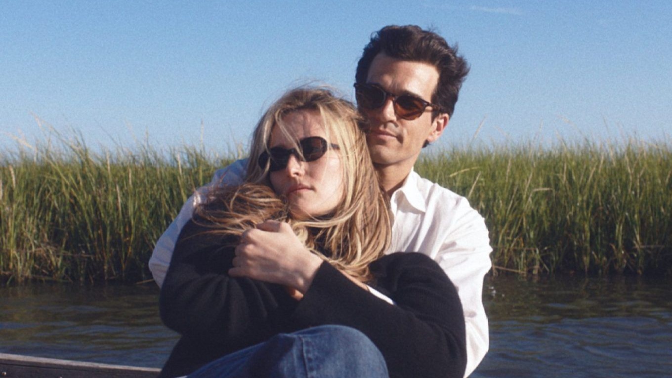 Sarah Pidgeon and Paul Anthony Kelly as Carolyn Bessette-Kennedy and John F. Kennedy Jr. in Love Story