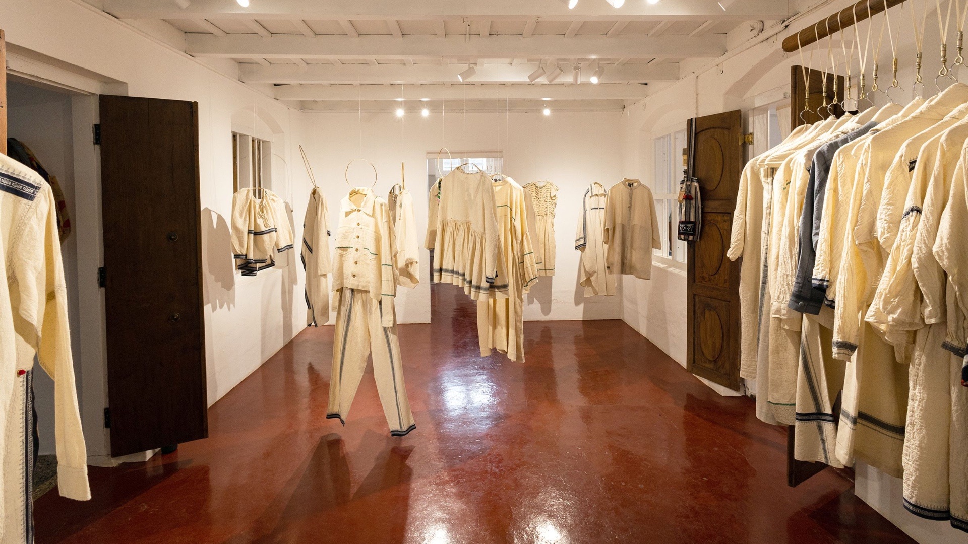 Shopping at Kochi Muziris Biennale 2025-26: a complete guide - The Nod Mag Shopping at Kochi Muziris Biennale 2025-26: a complete guide - The Nod Mag