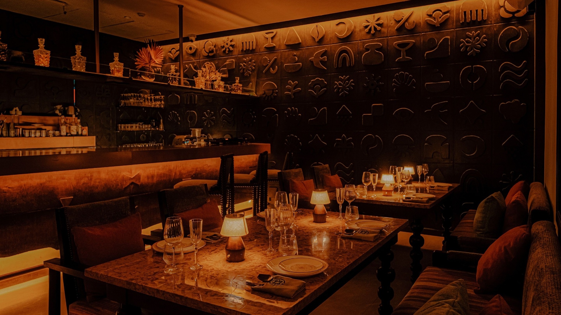 Pendulo I Interior - The Nod Mag