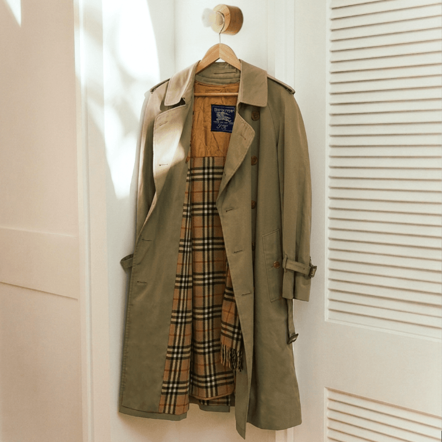 Burberry trenchcoat