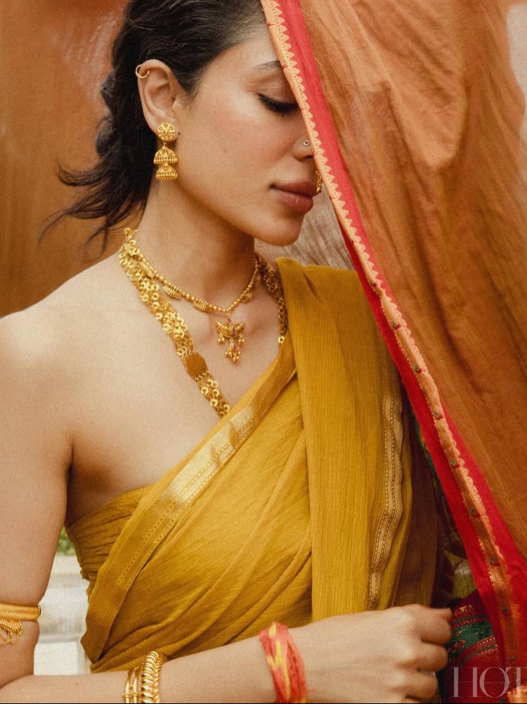 Sobhita Dhulipala in Temple Jewellery