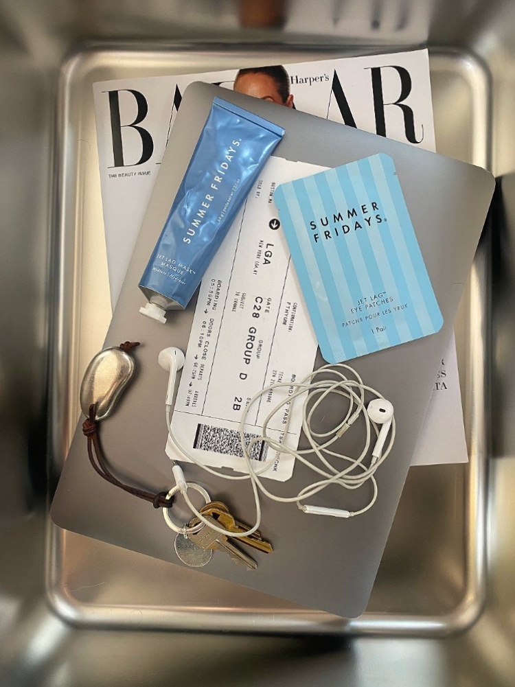 Summer Fridays jet lag mask