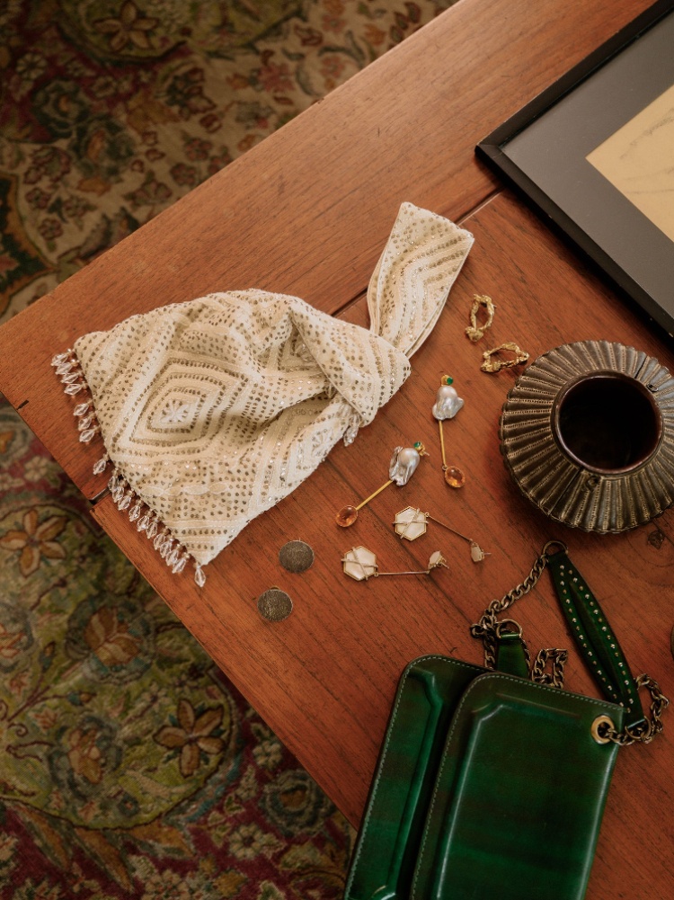 Tina and Aria Parikh's bag and jewellery collection