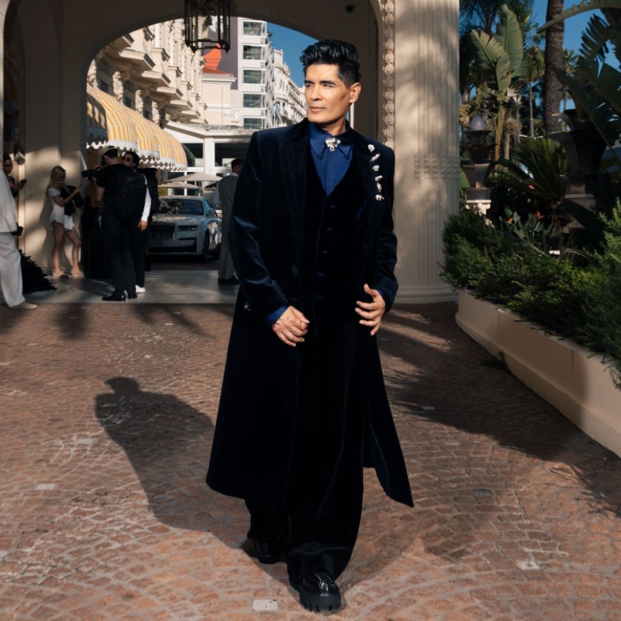The designer Manish Malhotra