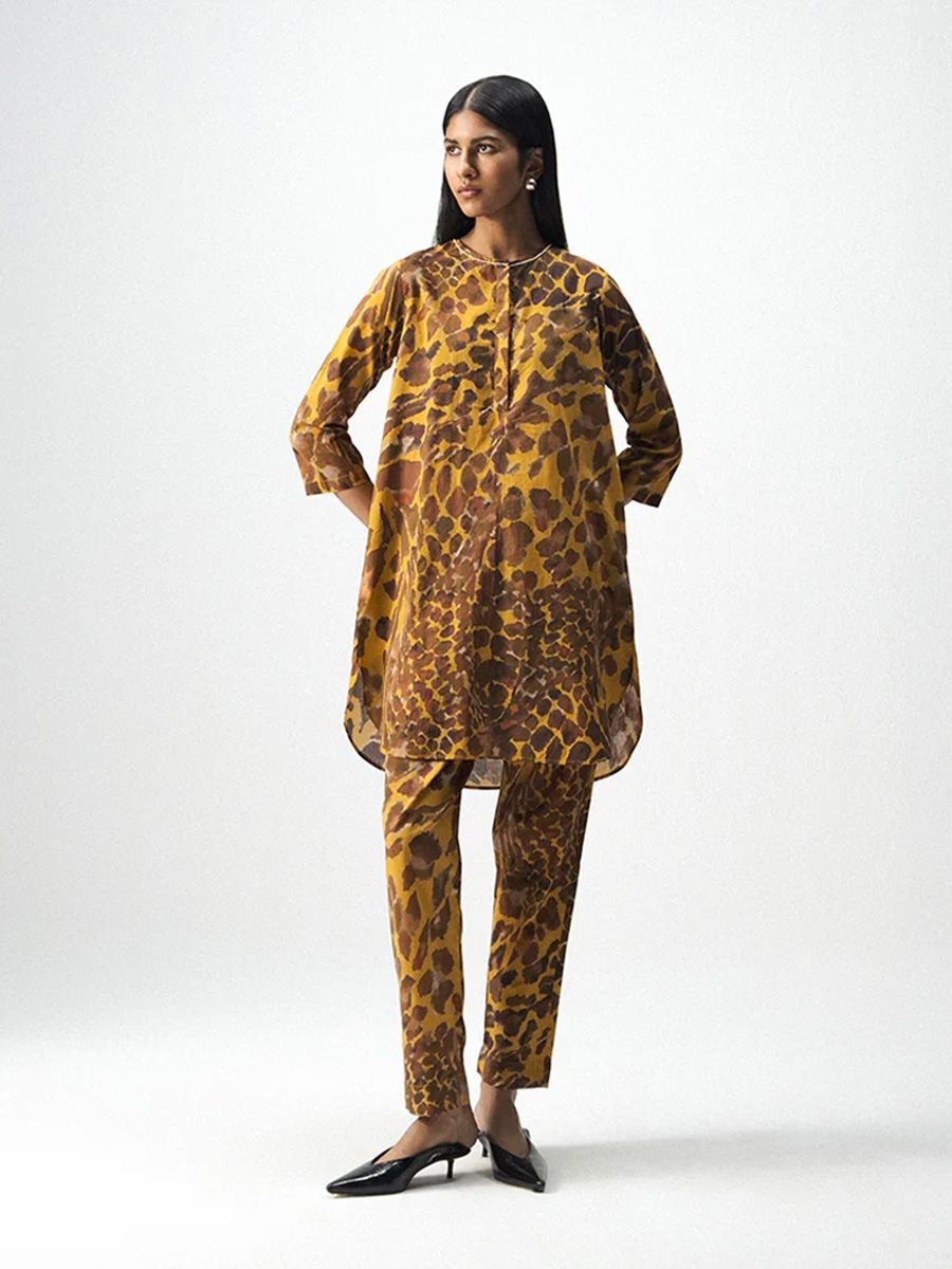 Yam Chitara short kurta, TheNod