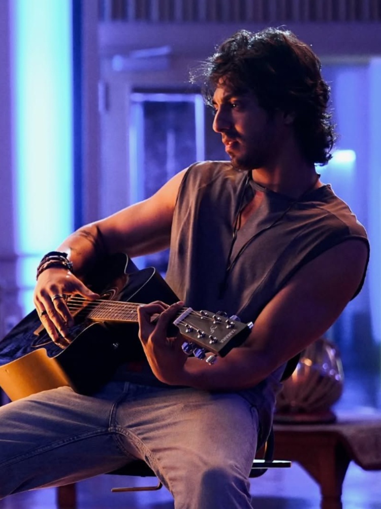Ahaan Pandayy Saiyaara The Nod Mag