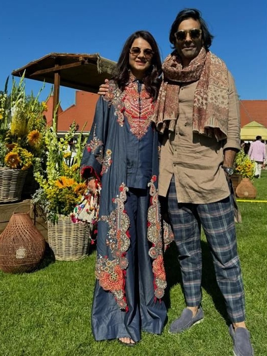 Akanksha Arora and Tarang Arora, Amrapali