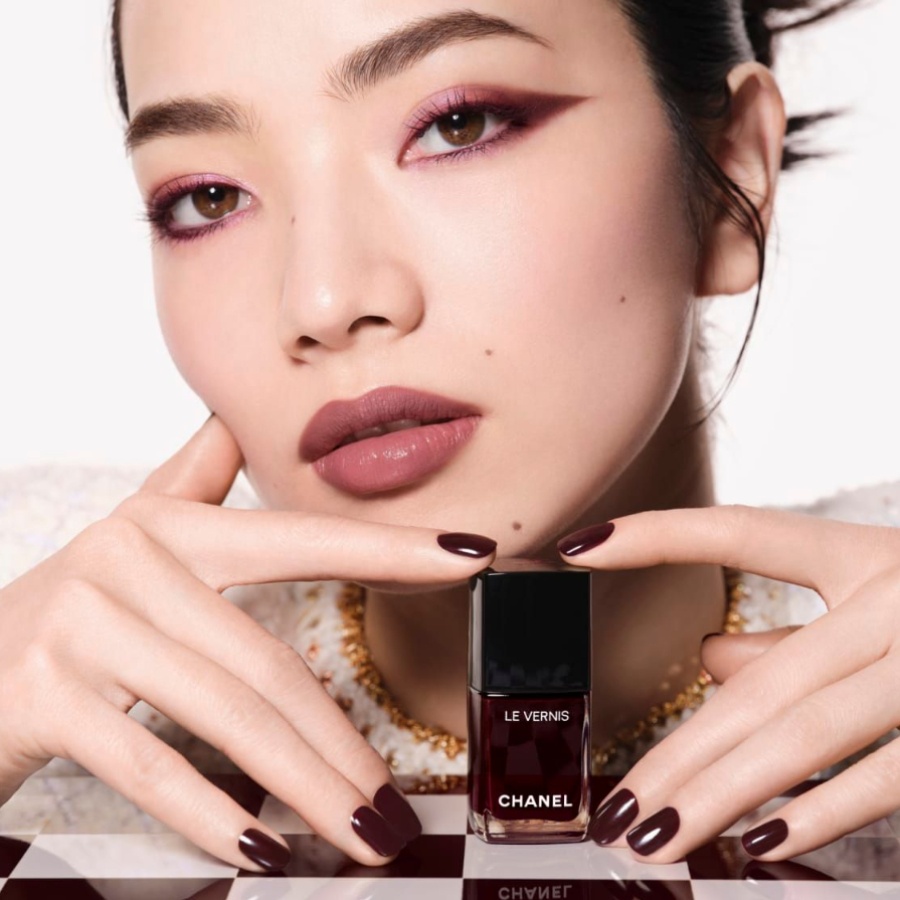 Chanel Rouge Noir collection