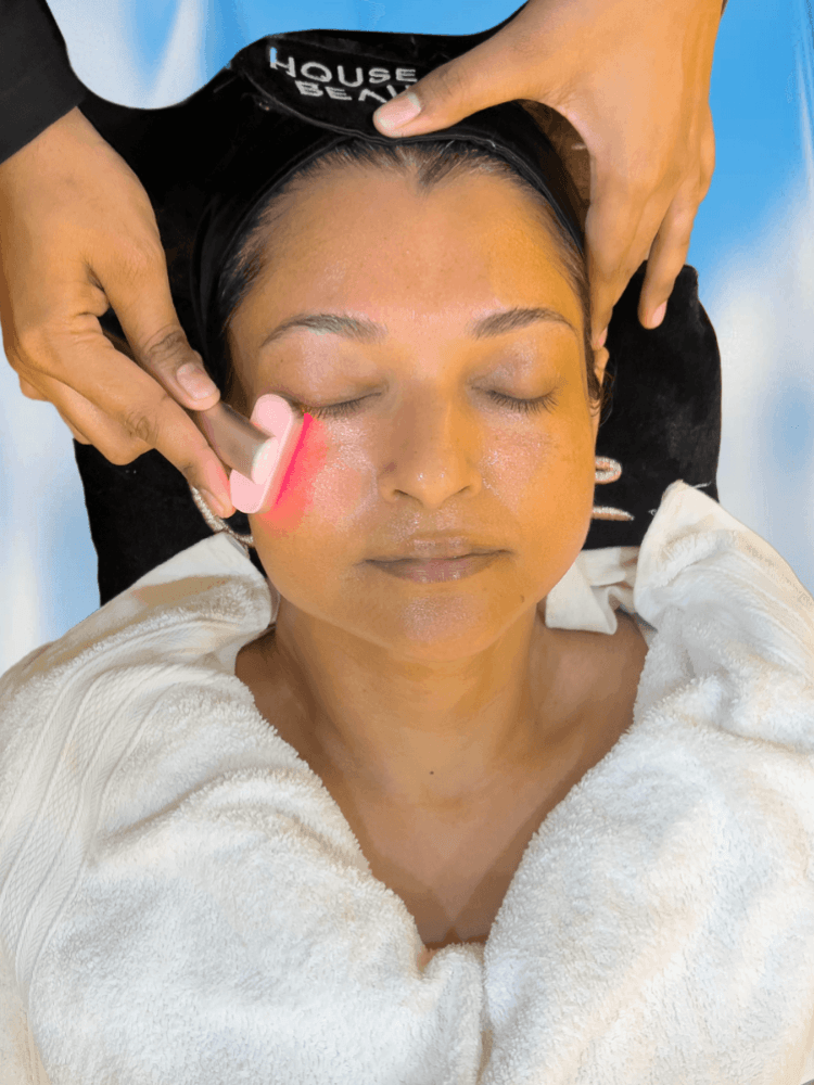 A beauty and wellness editor tries the eyecial (eye facial) at House of Beauty Mumbai