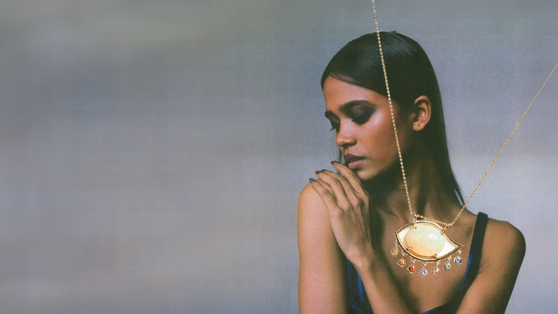 finejewelley2_thenodmag@2x