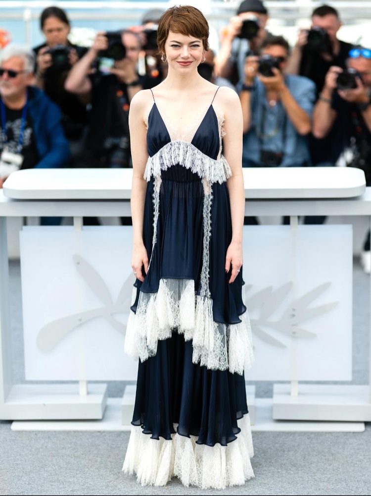 Emma Stone in Louis Vuitton