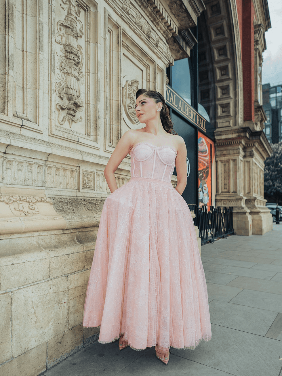 Roseroom By Isha Jajodia, Destination Wedding Lehenga, The Nod Mag